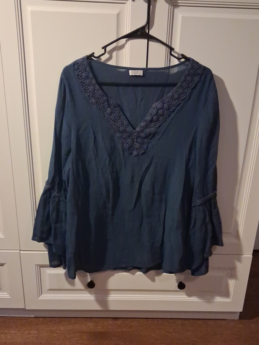 3/$12 Spense V-Neck Crochet Trim Peasant Tunic